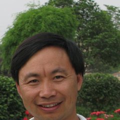 Portrait of Chunlin Long