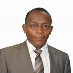 Portrait of Kamau Ngamau