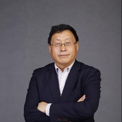Portrait of Zongsuo Liang